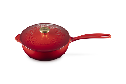 Saucier en Fonte Émaillée Couronne Enchantée