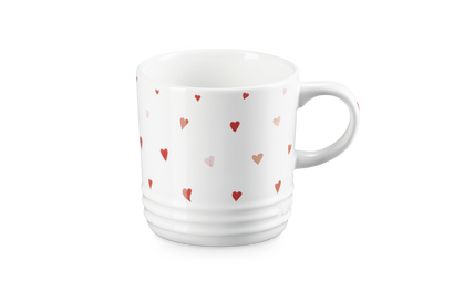 Mug motifs cœurs en céramique