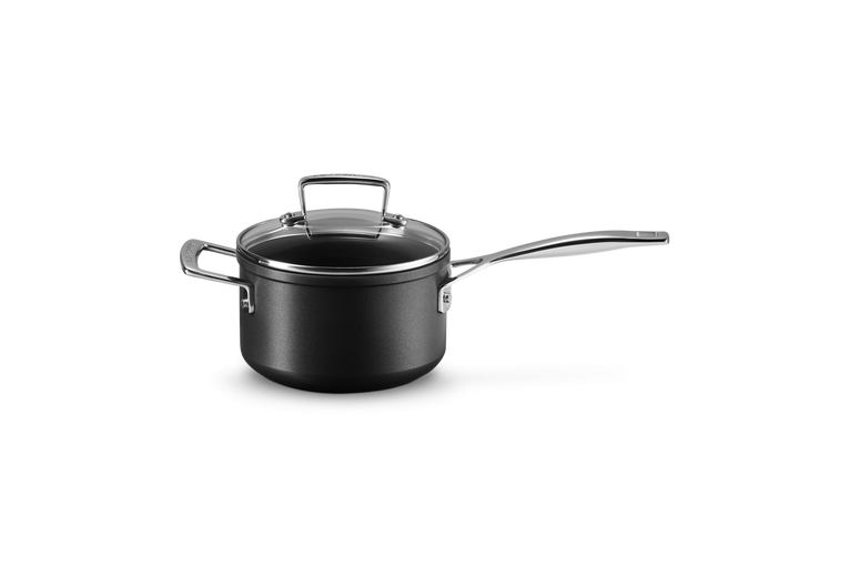 le creuset Casserole Anti-Adhérente Les Forgées avec Couvercle en Verre et Poignée d'Assistance