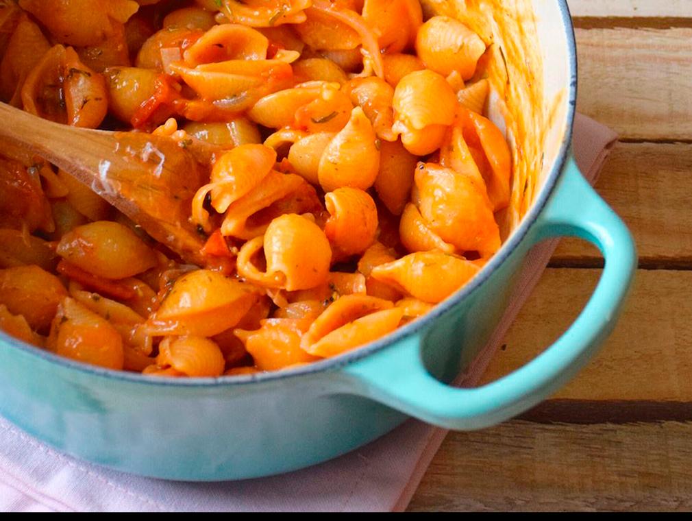 One pot pasta tomates-basilic-parmesan