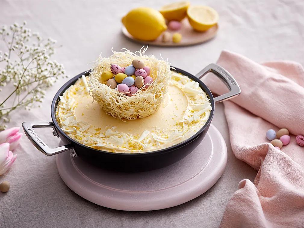 Gâteau de Pâques au chocolat blanc et au citron