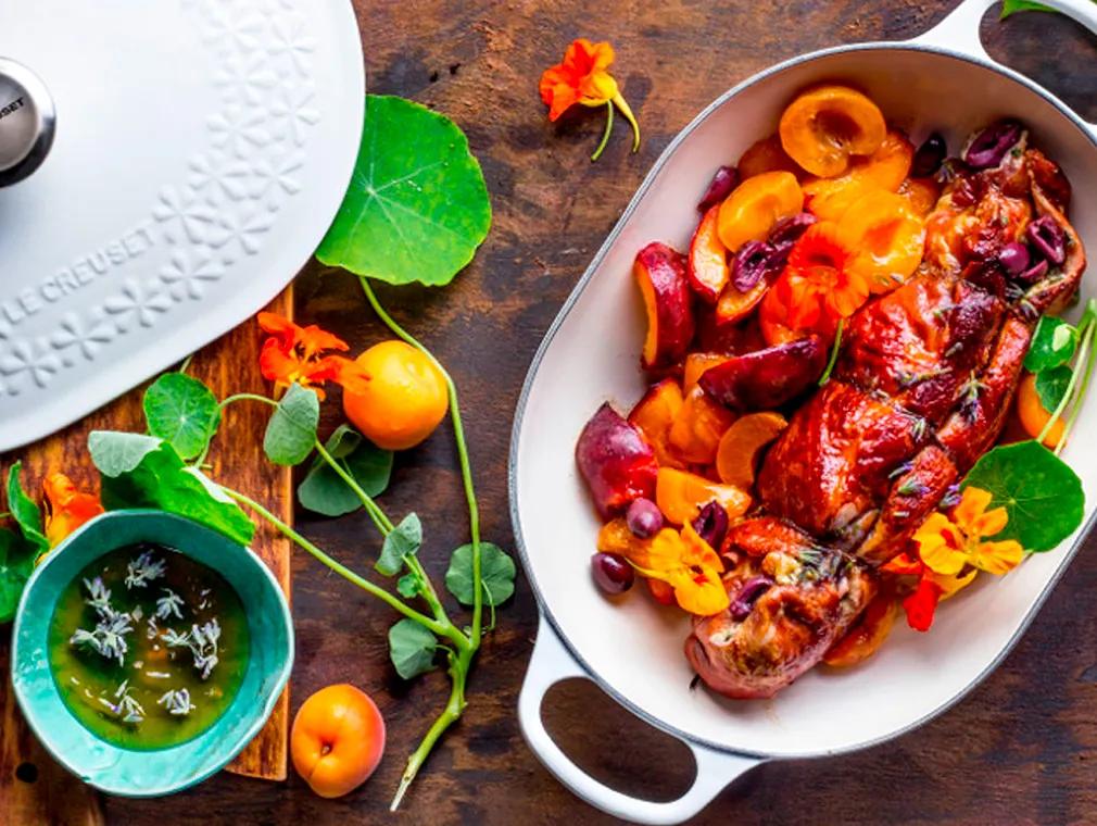 Filets mignons farcis et fruits rôtis au miel fleurs de lavande