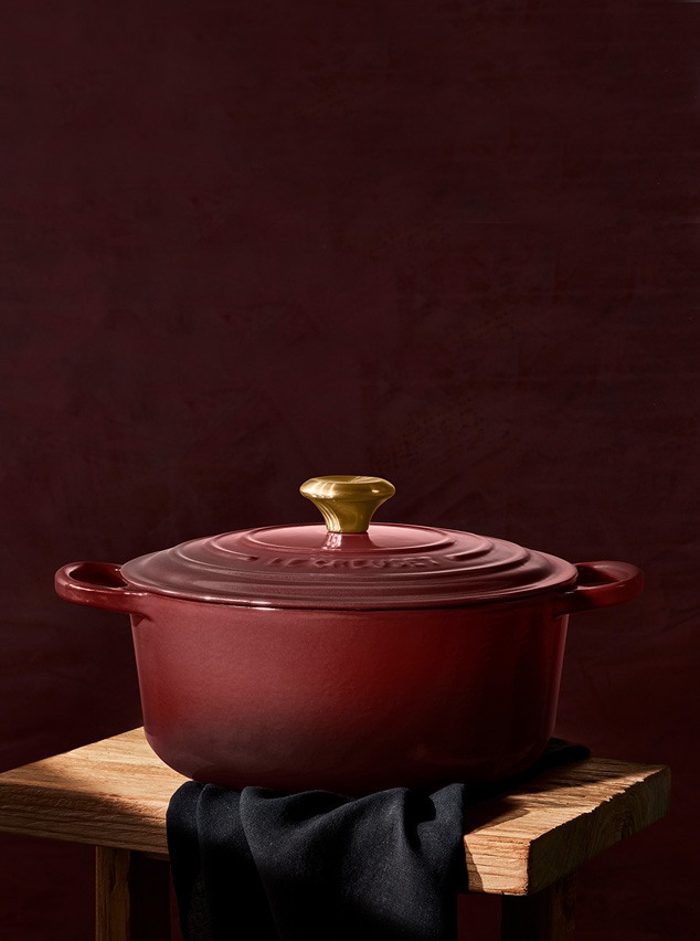 Le Creuset - Service à Fondue Savoyarde et Bourguignone avec Manche Rouge  Cerise 2 - Les Secrets du Chef