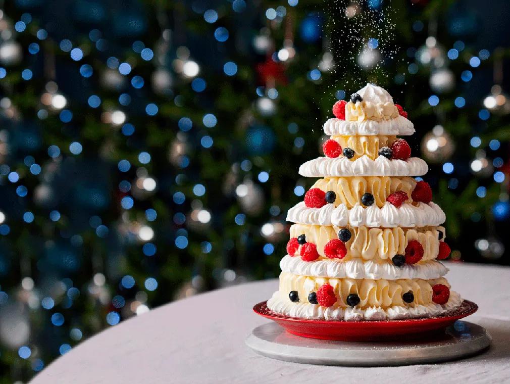 Sapin de Noël Pavlova inspiré du Eton Mess