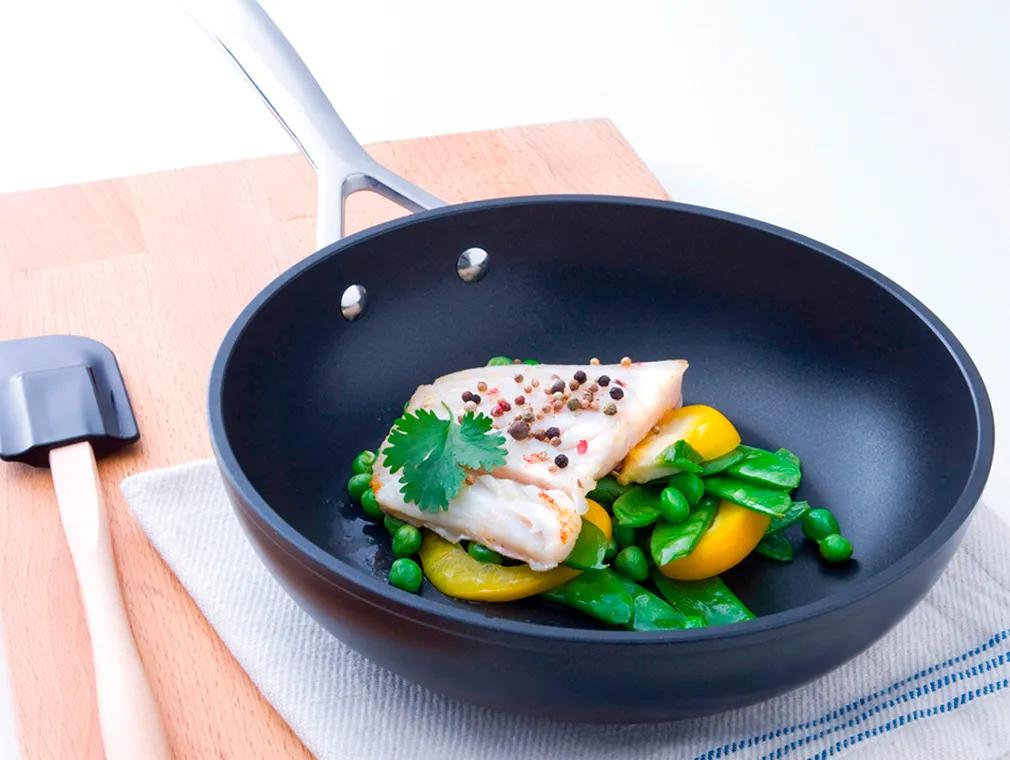 Lieu Jaune Au Beurre De Curry Et Ses Petits Légumes